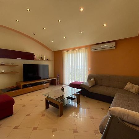 Apartment Edita Plano Trogir With Private Pool Εξωτερικό φωτογραφία