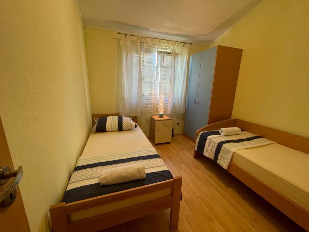 Apartment Edita Plano Trogir With Private Pool Εξωτερικό φωτογραφία