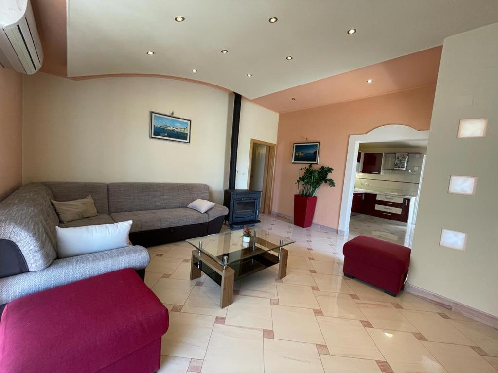 Apartment Edita Plano Trogir Εξωτερικό φωτογραφία